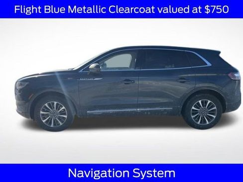 Used 2023 Lincoln Nautilus Standard image 3