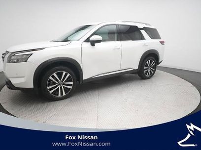 Certified 2025 Nissan Pathfinder Platinum