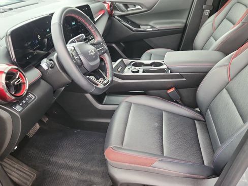 Used 2025 Chevrolet Equinox RS AWD/4WD image 7