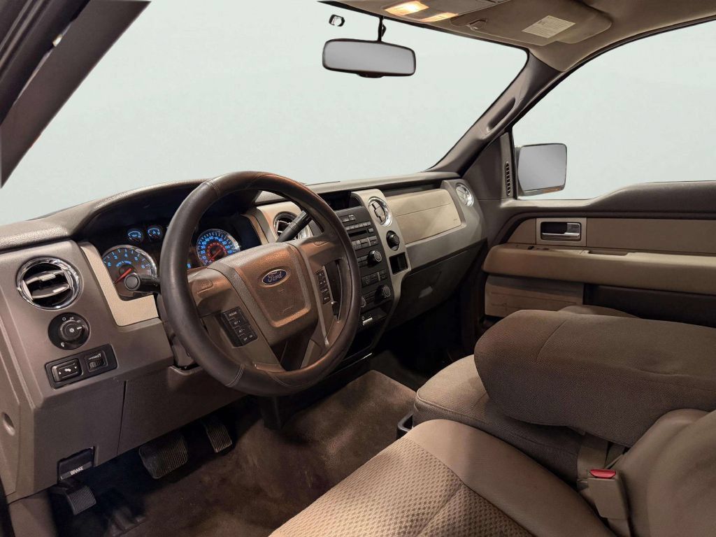 Used 2010 Ford F150 XLT AWD/4WD image 14