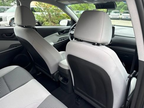 Used 2023 Hyundai Kona SE w/ Cargo Package AWD/4WD image 22