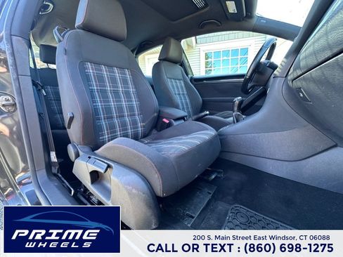 Used 2012 Volkswagen GTI 2-Door FWD image 13