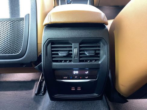 Used 2021 BMW 430i Coupe w/ Convenience Package image 29