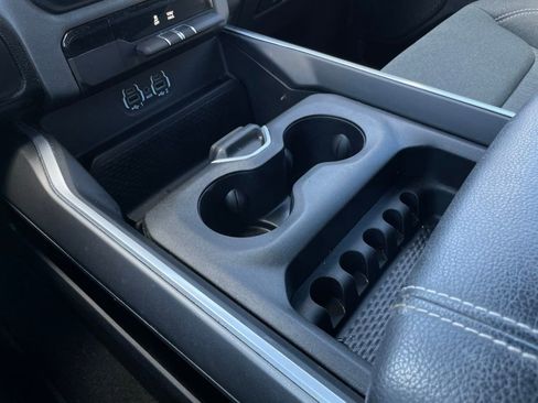 Used 2021 RAM 1500 Big Horn image 21