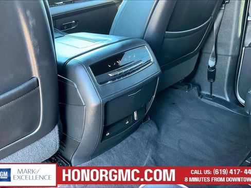 Used 2022 Cadillac Escalade ESV Sport w/ Touring Package image 10