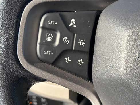 Used 2023 Ford Bronco Wildtrak image 18