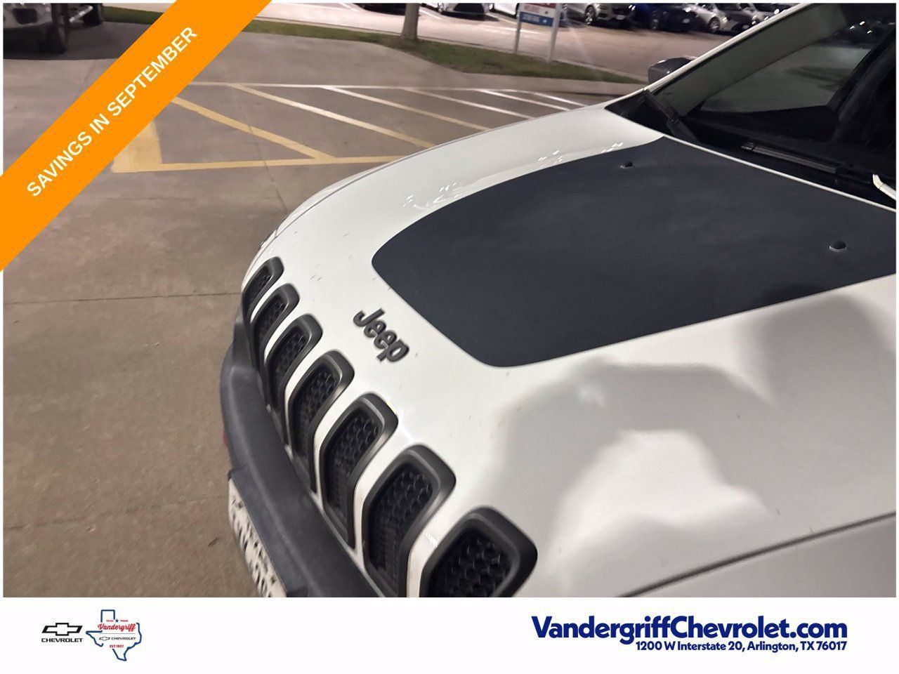 Used 2017 Jeep Cherokee Trailhawk w/ Cold Weather Group AWD/4WD image 2