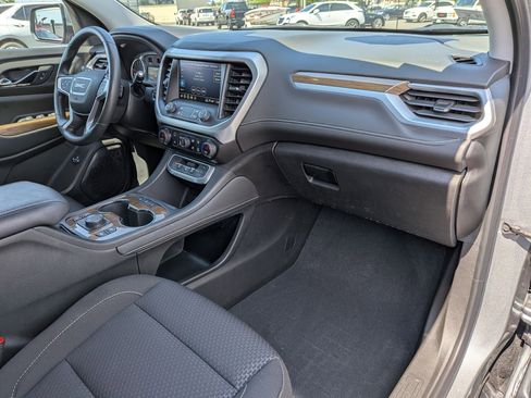 Certified 2023 GMC Acadia SLE w/ Driver Convenience Package AWD/4WD image 28