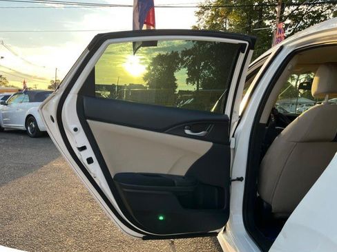 Used 2018 Honda Civic LX image 19