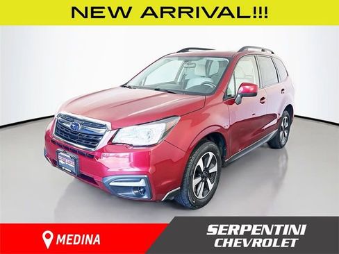 Used 2018 Subaru Forester 2.5i Premium w/ All-Weather Package AWD/4WD image 1