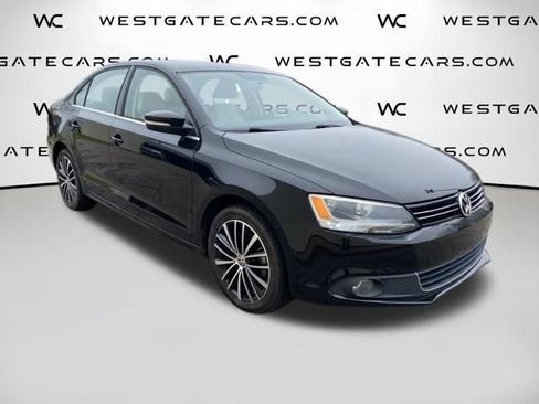 Used 2012 Volkswagen Jetta SEL FWD image 24
