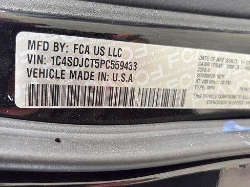 Used 2023 Dodge Durango R/T AWD/4WD image 15