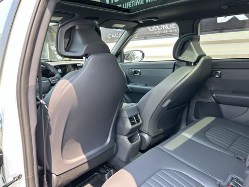 New 2027 Kia Seltos X-Line S w/ X-Line S Premium Package AWD/4WD image 13