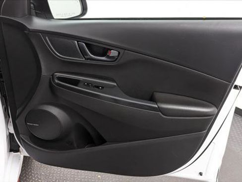 Used 2022 Hyundai Kona N image 23