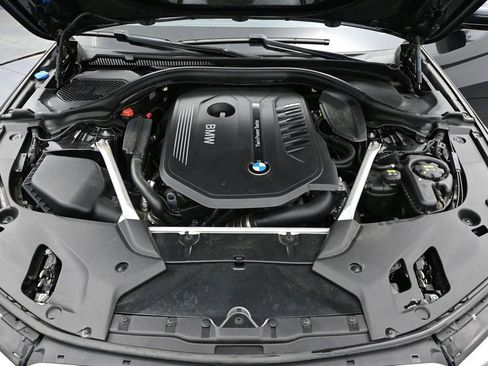 Used 2019 BMW 540i xDrive w/ M Sport Package image 12
