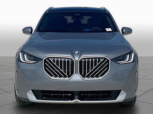 Used 2026 BMW X3 xDrive30i w/ Premium Package AWD/4WD image 3