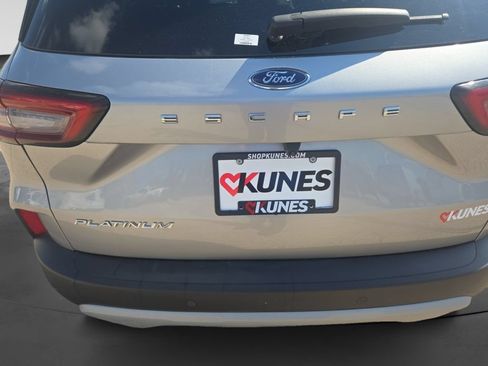 Used 2024 Ford Escape Platinum AWD/4WD image 39