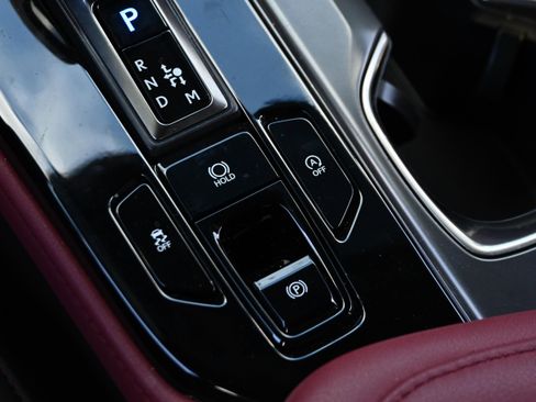 Used 2025 Lexus NX 250 FWD image 18