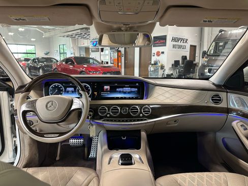 Used 2017 Mercedes-Benz S 550 Sedan image 15