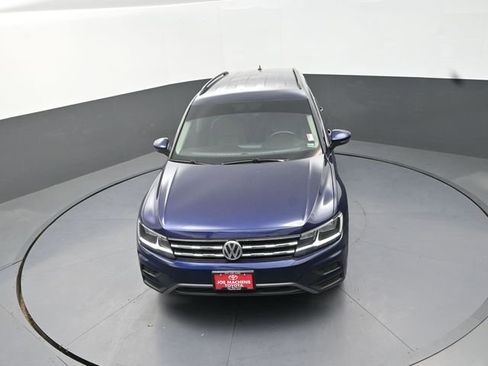 Used 2021 Volkswagen Tiguan SE AWD/4WD image 41