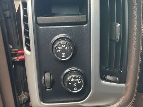 Used 2016 GMC Sierra 1500 SLT w/ SLT Premium Package AWD/4WD image 29