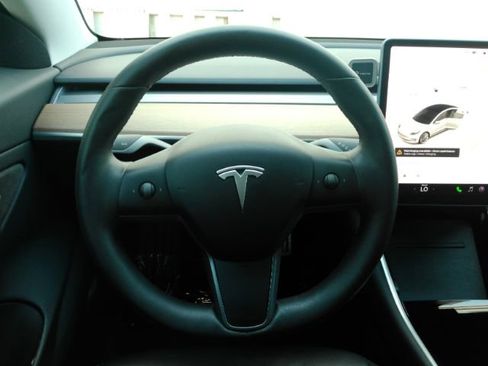 Used 2019 Tesla Model 3 Performance AWD/4WD image 31