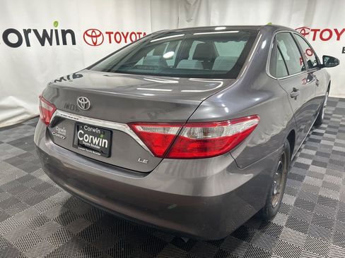 Used 2016 Toyota Camry LE image 8