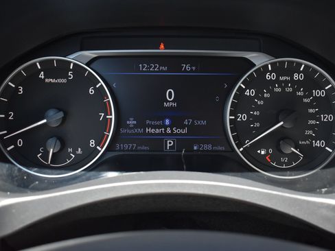 Used 2024 Nissan Altima 2.5 SV FWD image 31