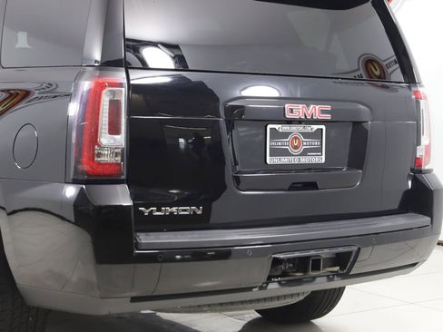 Used 2018 GMC Yukon SLT w/ HD Trailering Package AWD/4WD image 24