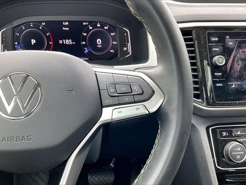 Used 2023 Volkswagen Atlas SE FWD image 32