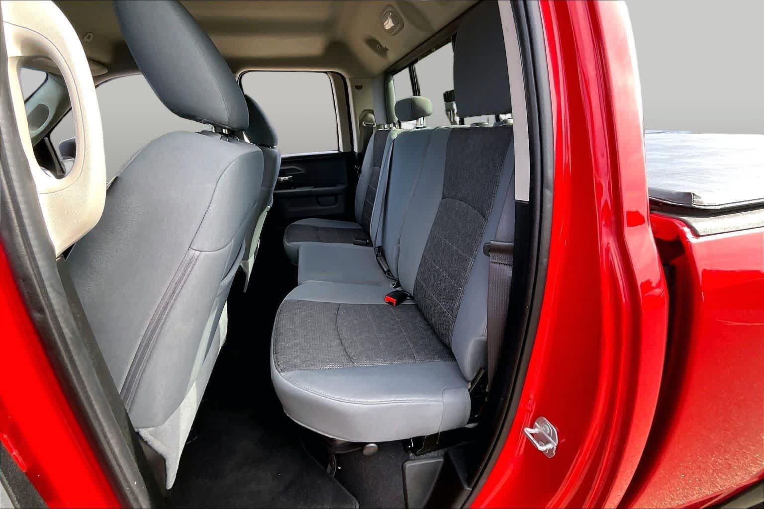 Used 2020 RAM 1500 Warlock RWD image 20
