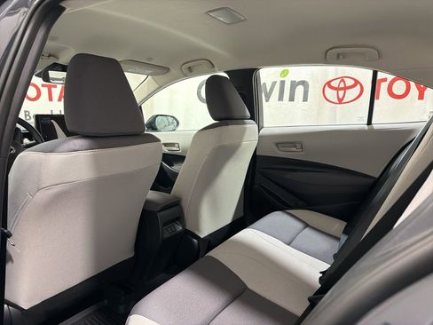 Used 2026 Toyota Corolla LE FWD image 21