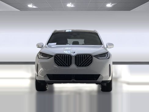 Used 2026 BMW X3 xDrive30i w/ Premium Package AWD/4WD image 5