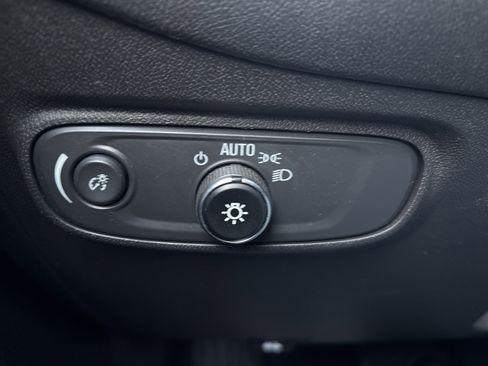 Used 2024 Chevrolet Equinox LT image 29