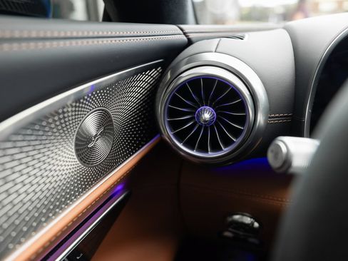 Used 2025 Mercedes-Benz AMG GT 63 S image 30