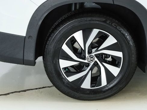 New 2026 Volkswagen Tiguan S FWD image 13