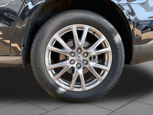 Used 2023 Buick Enclave Essence w/ Experience Buick Package AWD/4WD image 11