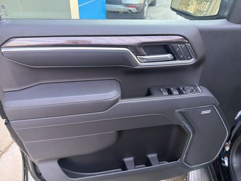 New 2026 Chevrolet Silverado 1500 LTZ w/ Technology Package AWD/4WD image 9
