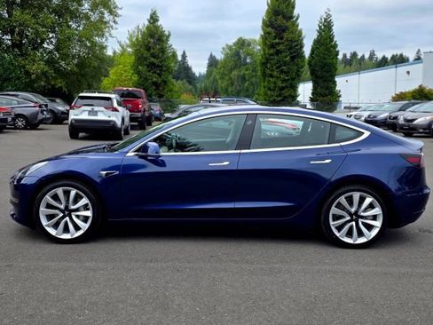 Used 2018 Tesla Model 3 Long Range RWD image 5
