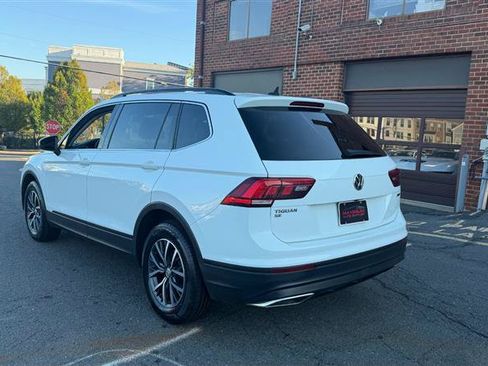 Used 2019 Volkswagen Tiguan SE AWD/4WD image 12