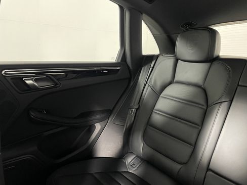 New 2026 Porsche Macan AWD/4WD image 15