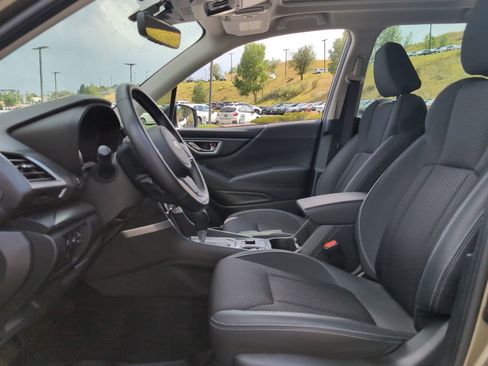 Certified 2022 Subaru Forester Premium w/ Popular Package #1 image 11