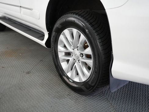 Used 2018 Lexus GX 460 Premium w/ Premium Package AWD/4WD image 66