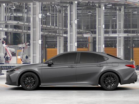 New 2026 Toyota Camry SE FWD image 4