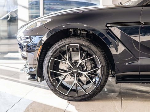 New 2026 Aston Martin DBX 707 image 8