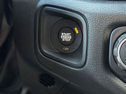 New 2026 Jeep Gladiator Sport image 18