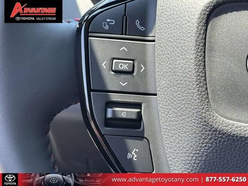 Certified 2025 Toyota Prius Plug-In Hybrid FWD image 24