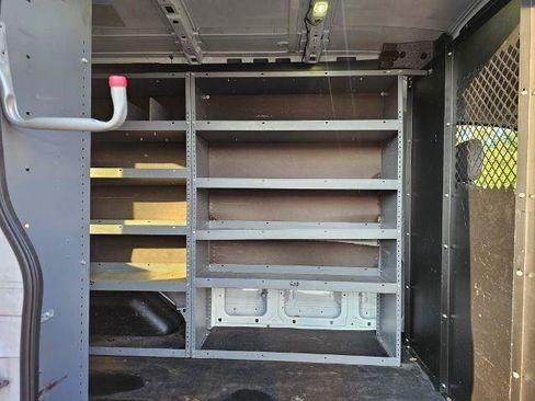 Used 2016 Ford Transit 250 130 Medium Roof RWD image 26