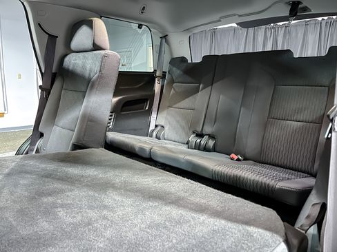 Used 2016 GMC Yukon SLE w/ Convenience Package image 28