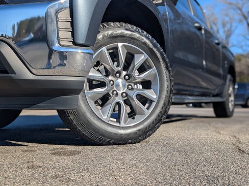 Used 2021 Chevrolet Silverado 1500 LT w/ All Star Edition Plus image 34